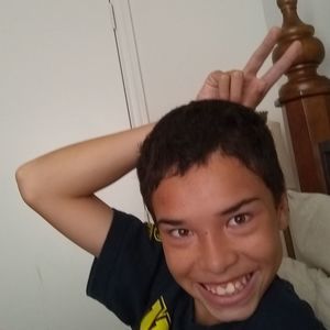 Meet your Posher, Isaiah juan